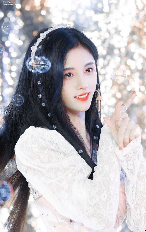 娱乐吃瓜王楚然微博,吃瓜群众狂欢时刻！”